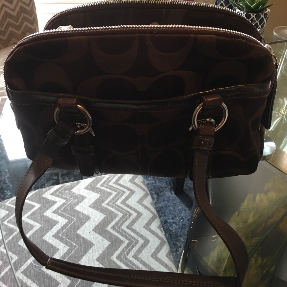 Authentic chocolate brown cloth Coach bag EUC!